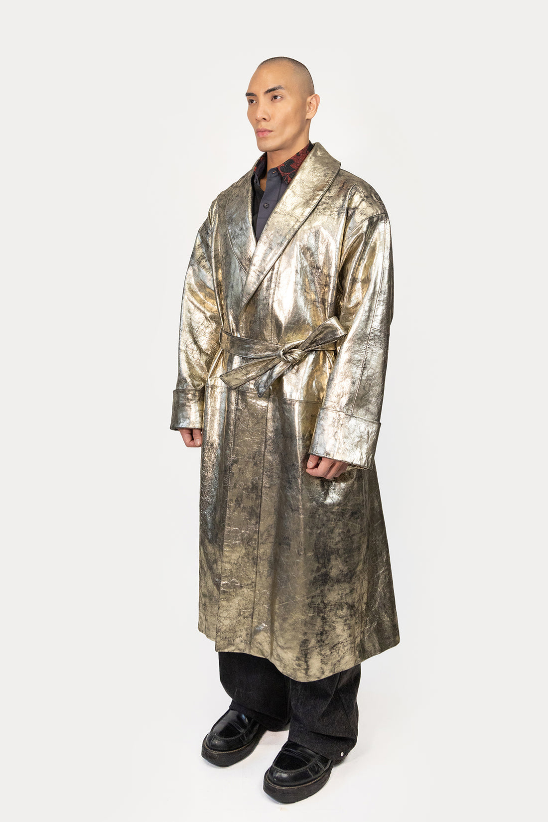 Robe Coat in Metallic Goat