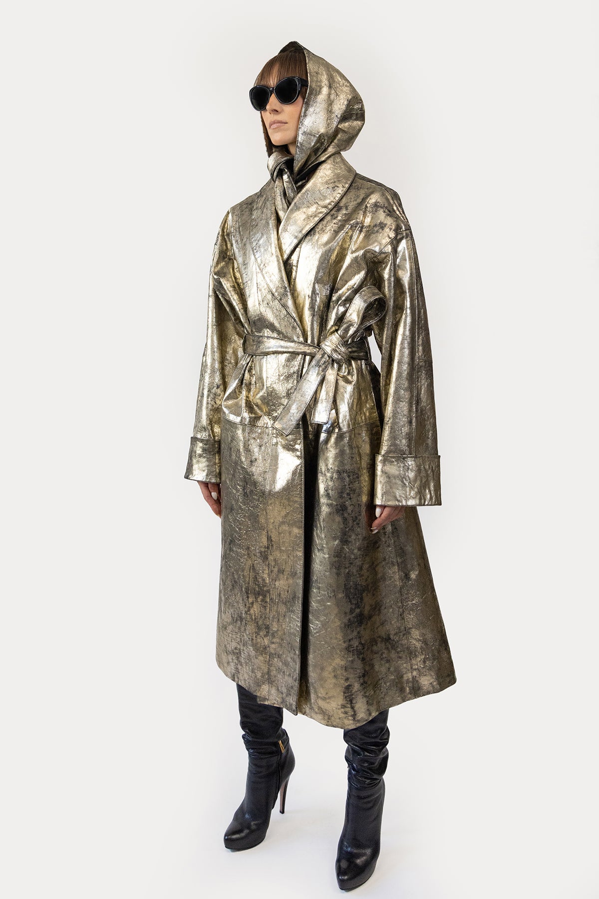 Robe Coat in Metallic Goat