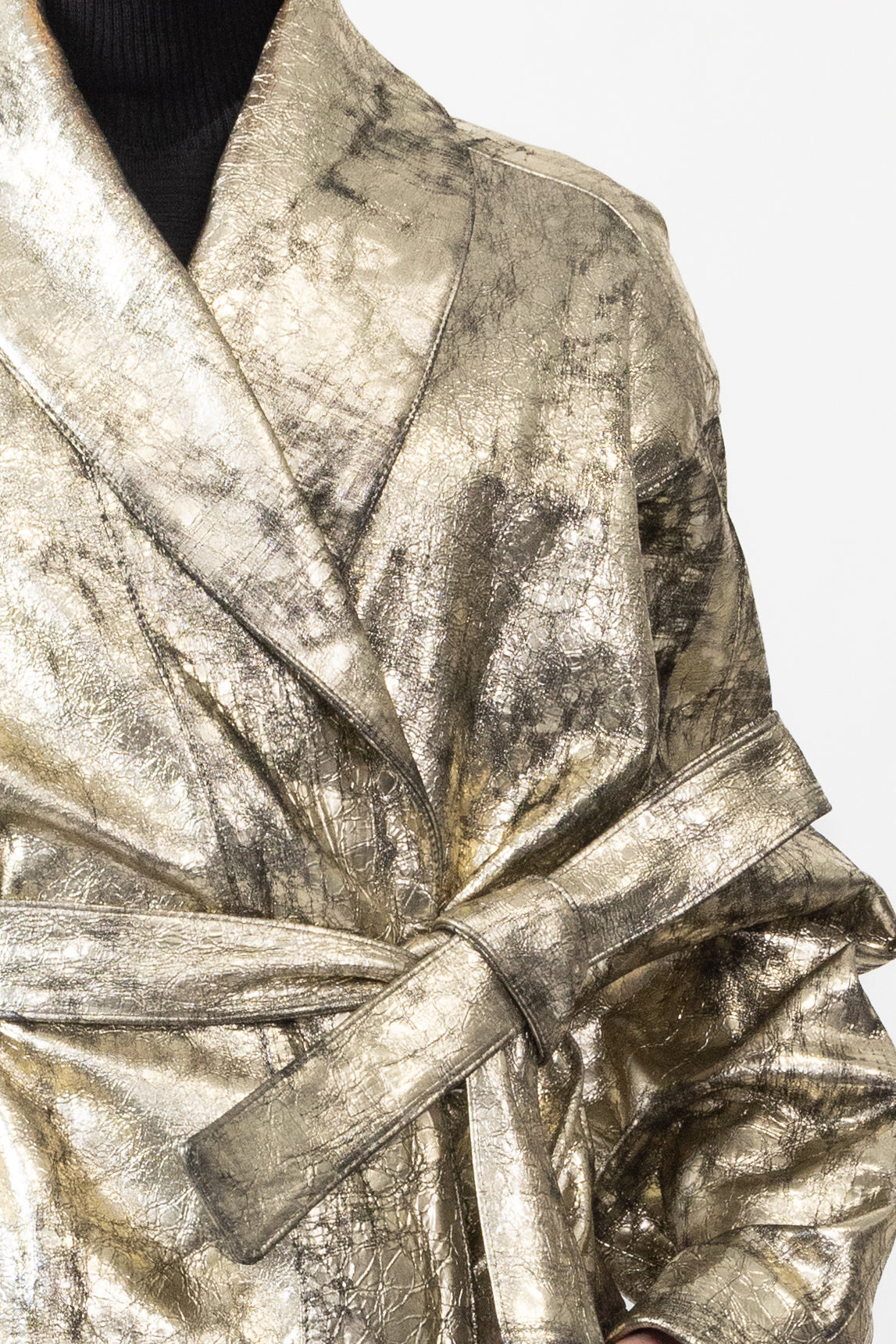 Robe Coat in Metallic Goat