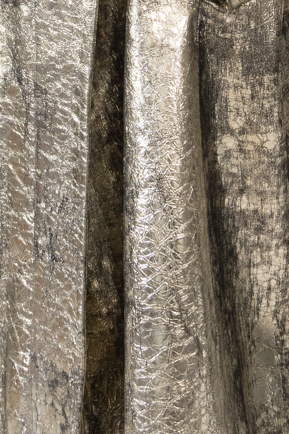 Robe Coat in Metallic Goat