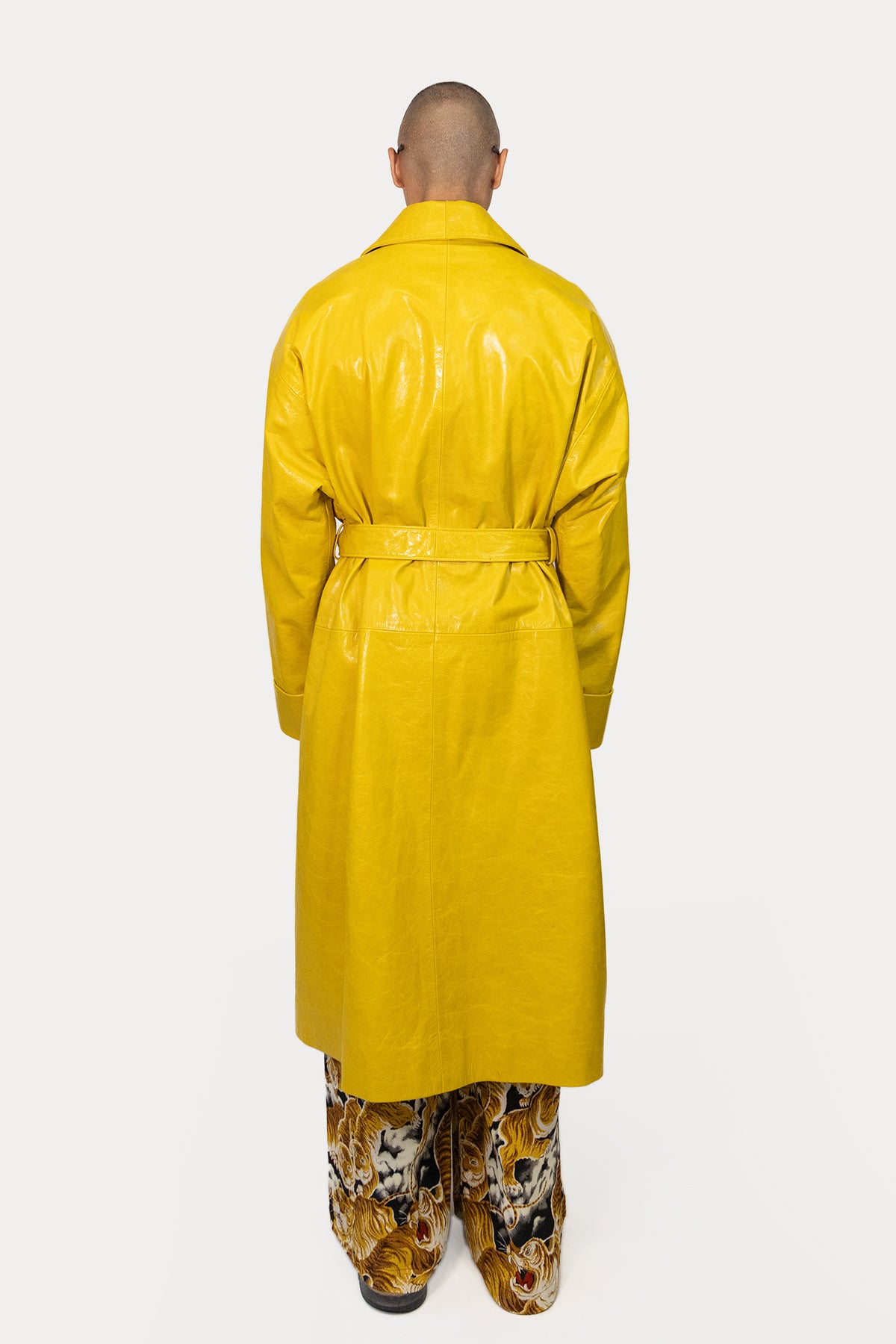 Robe Coat in Glazed Cow