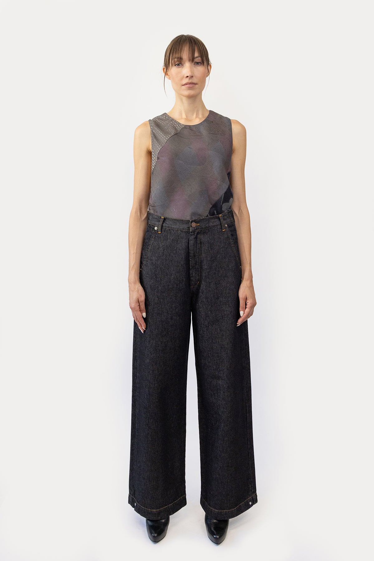 Wide Leg Jean in Black Denim