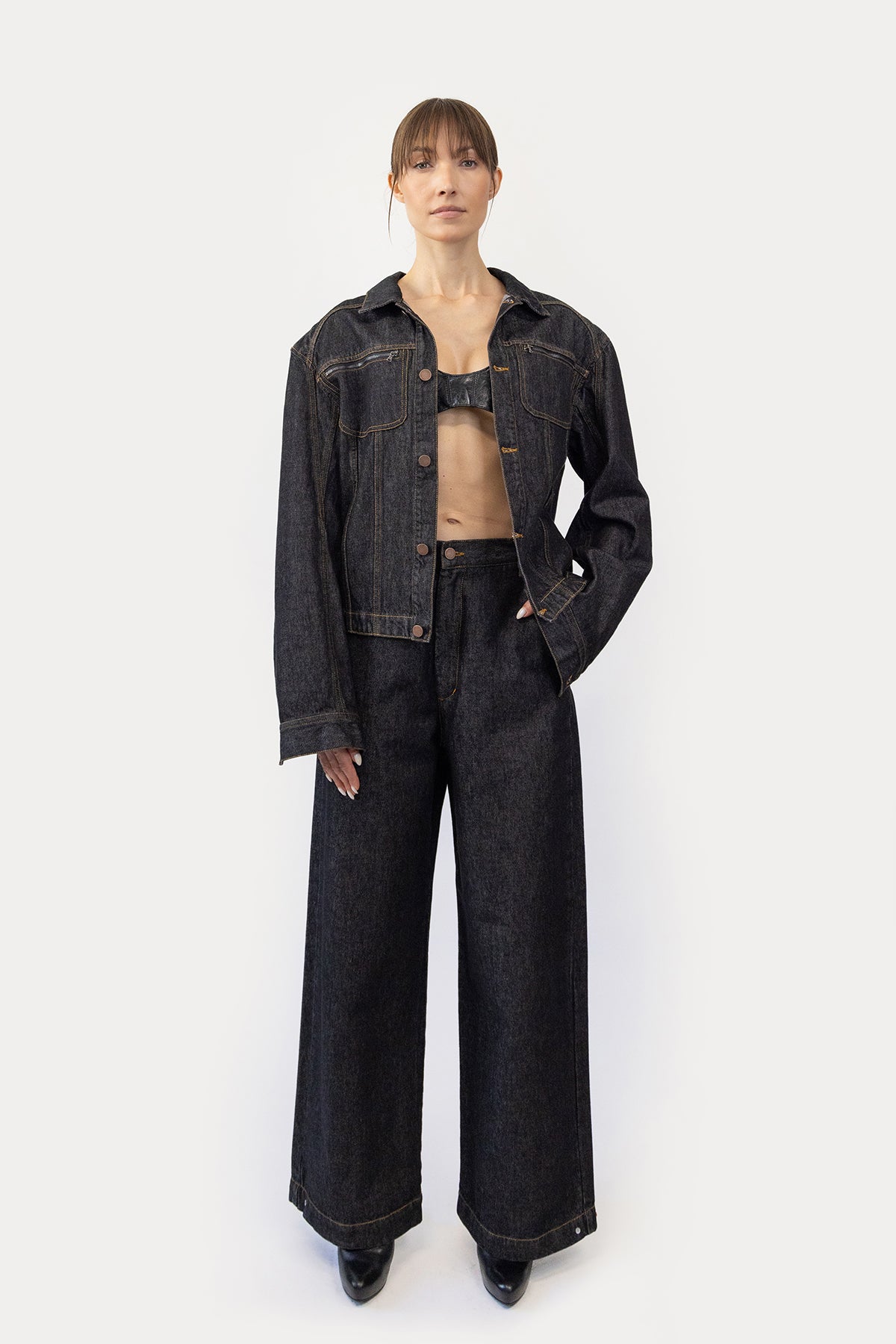 Jacket in Black Denim
