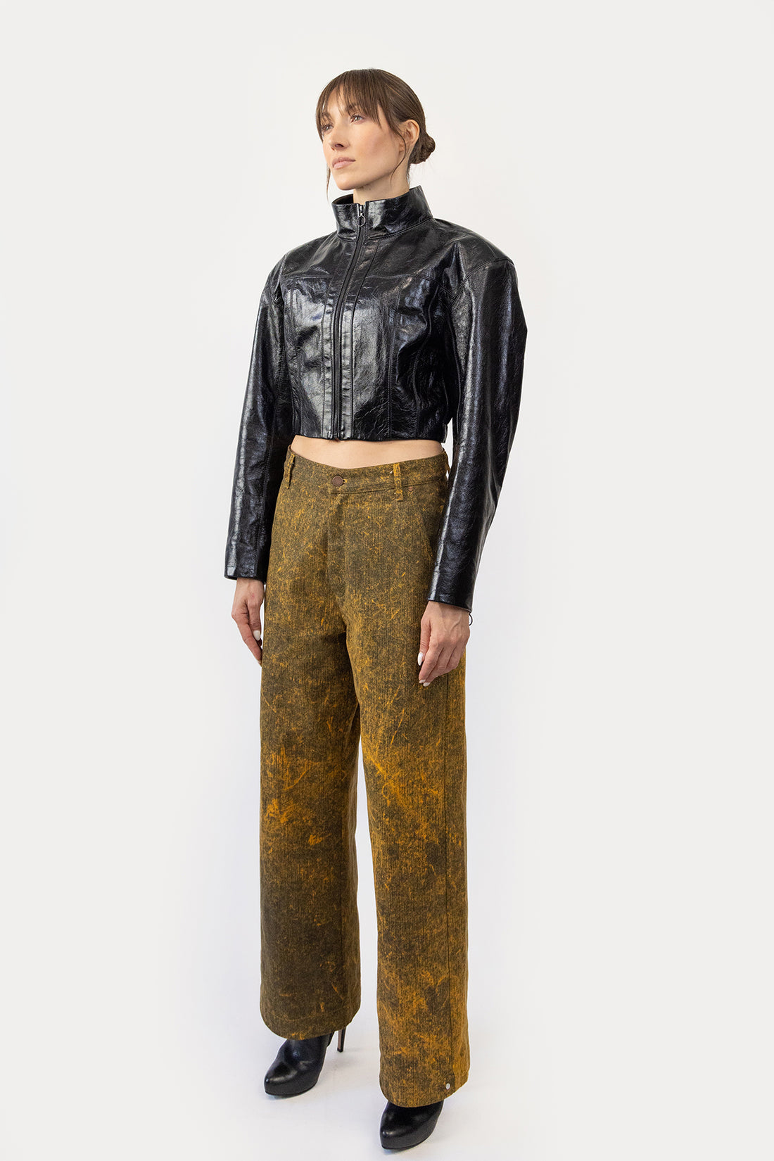 Cropped Jacket in Glazed Cow