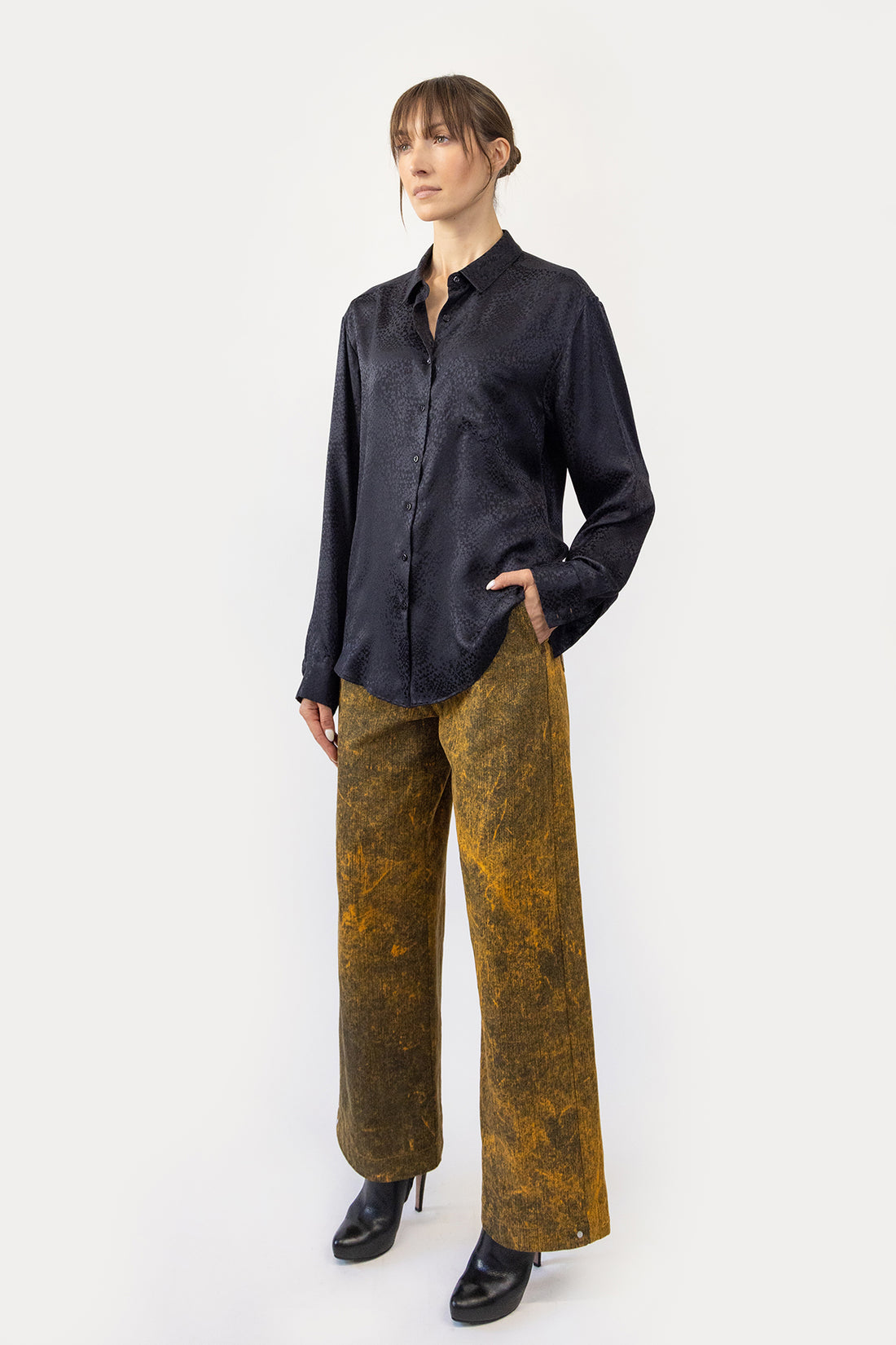 Relaxed Shirt in Silk Jacquard