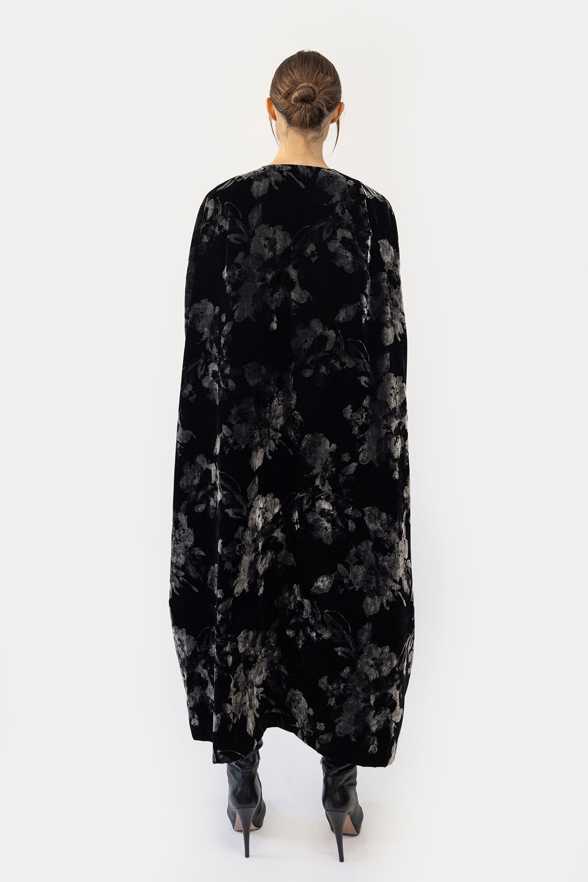 Caftan in Iridescent Velvet