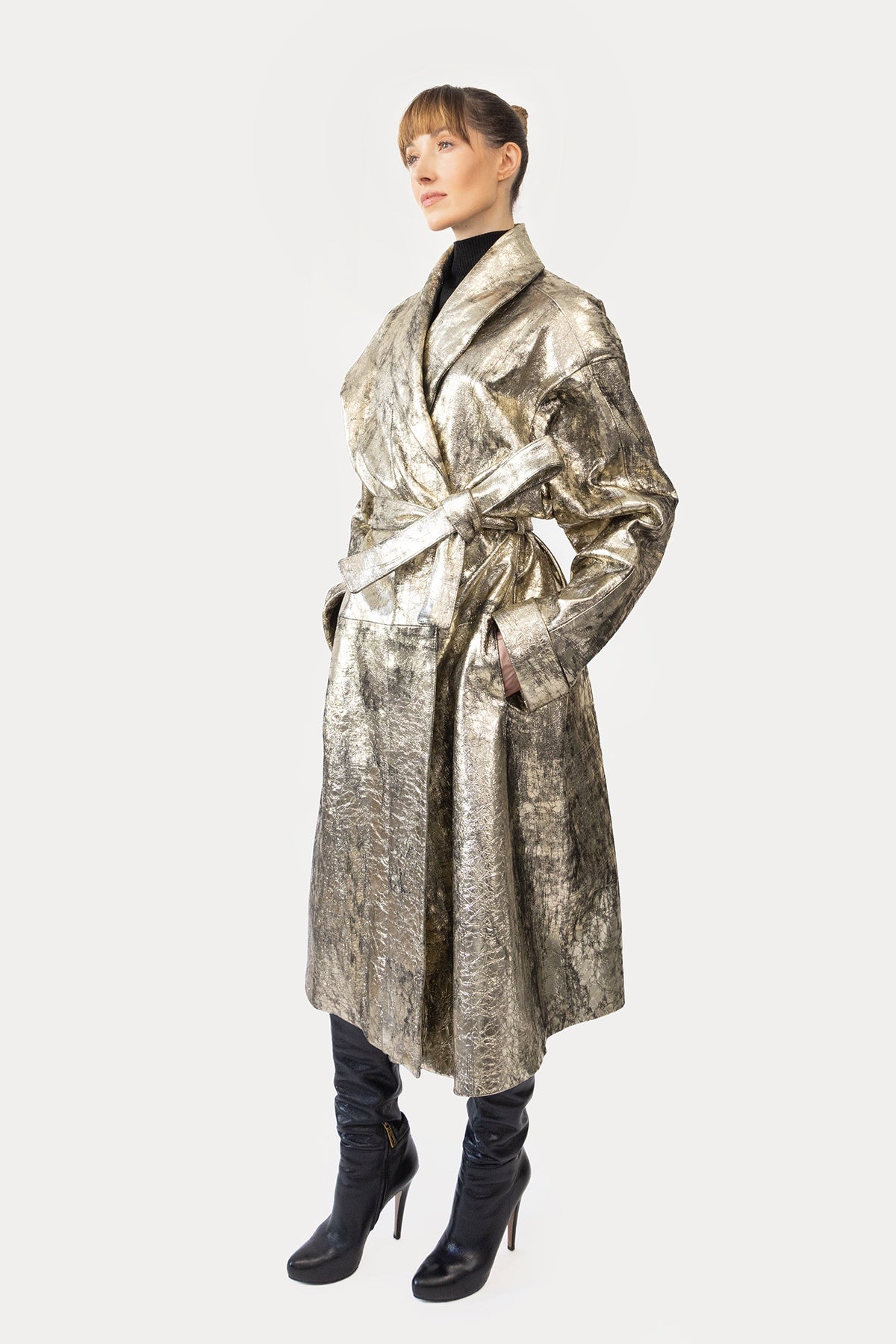Robe Coat in Metallic Goat