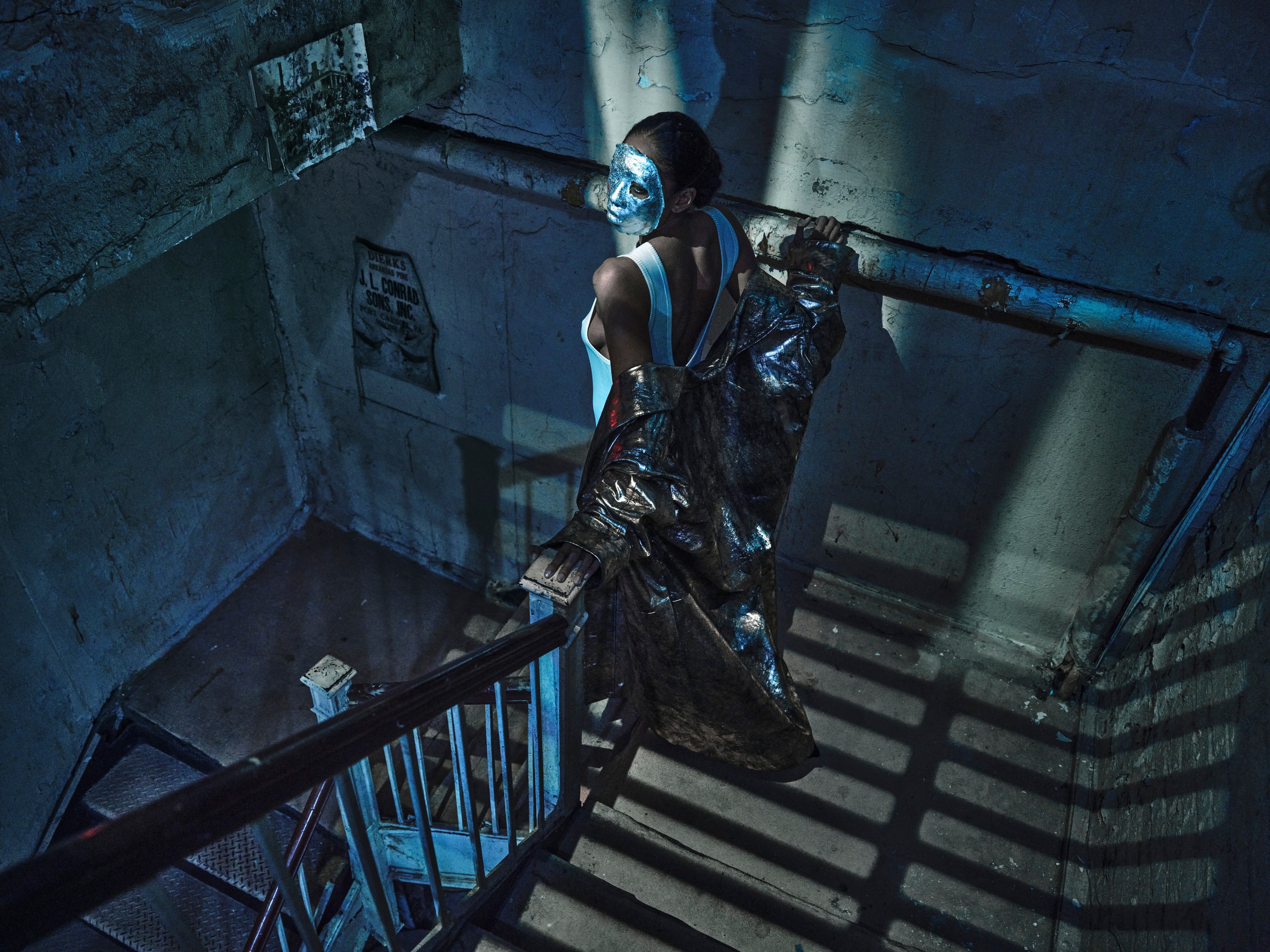 slider image slider_item_6erbiE